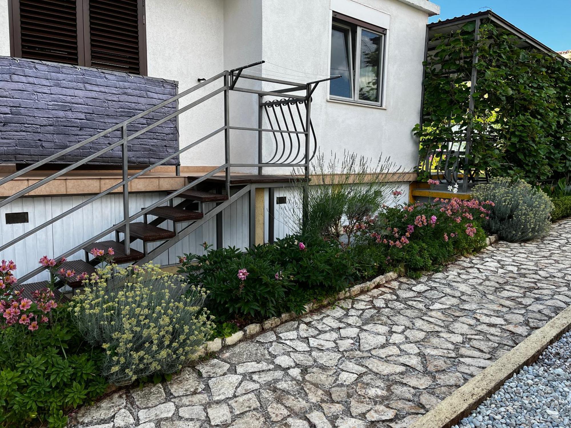 Apartments And Room Markovic Rovinjsko Selo Εξωτερικό φωτογραφία