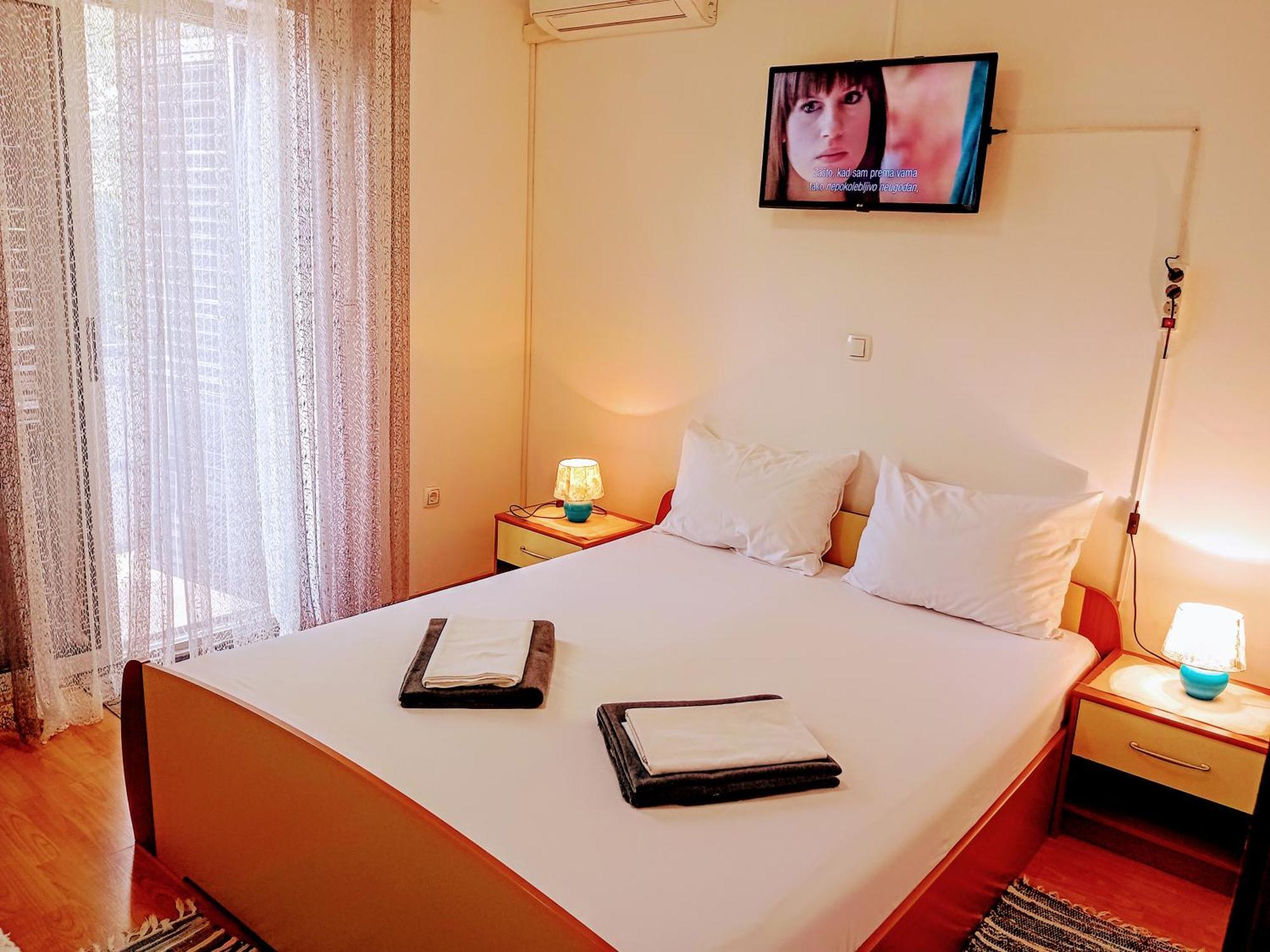 Apartments And Room Markovic Rovinjsko Selo Εξωτερικό φωτογραφία