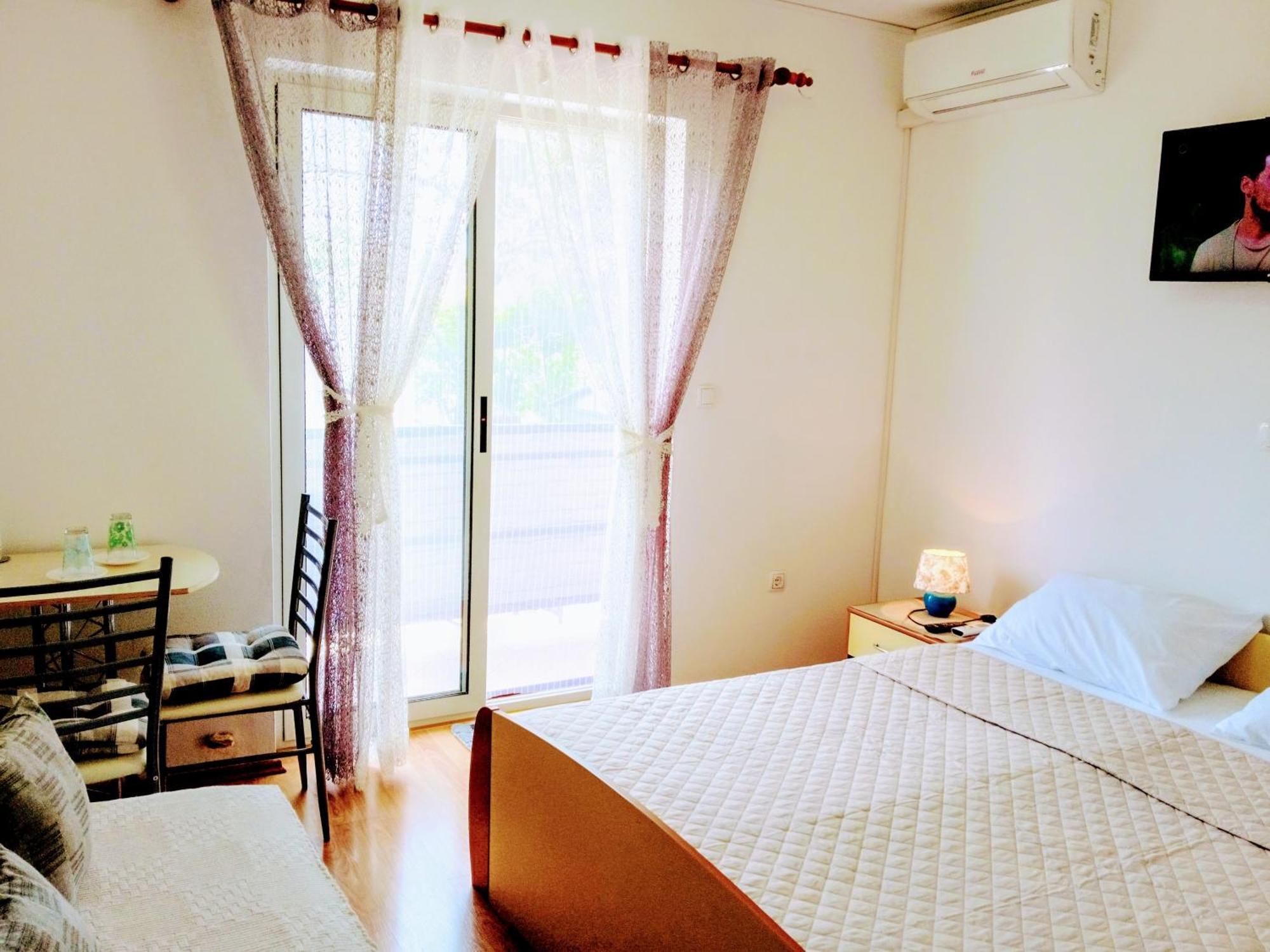 Apartments And Room Markovic Rovinjsko Selo Εξωτερικό φωτογραφία