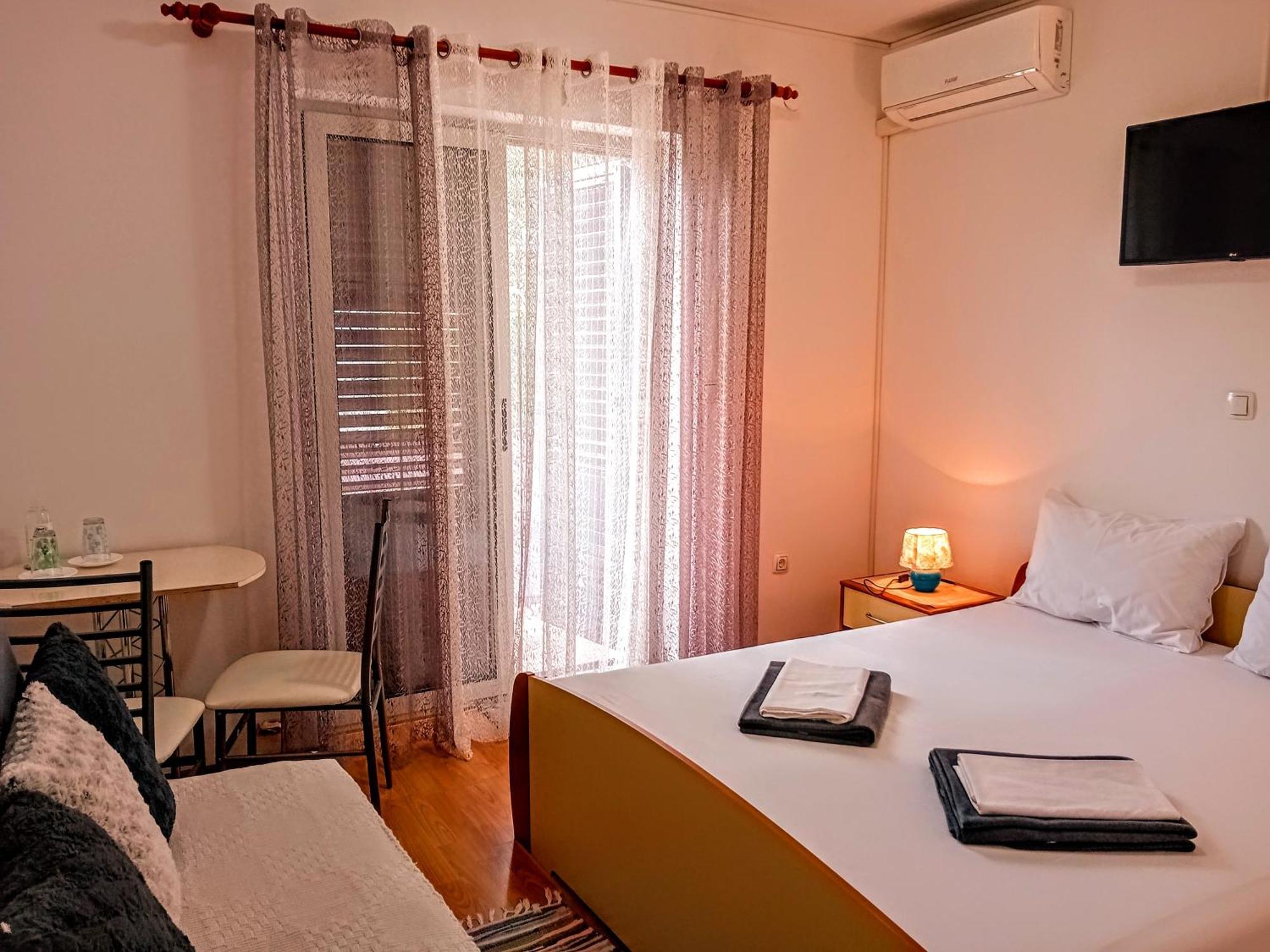 Apartments And Room Markovic Rovinjsko Selo Εξωτερικό φωτογραφία