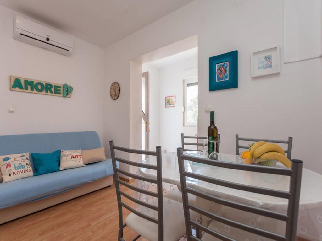 Apartments And Room Markovic Rovinjsko Selo Εξωτερικό φωτογραφία