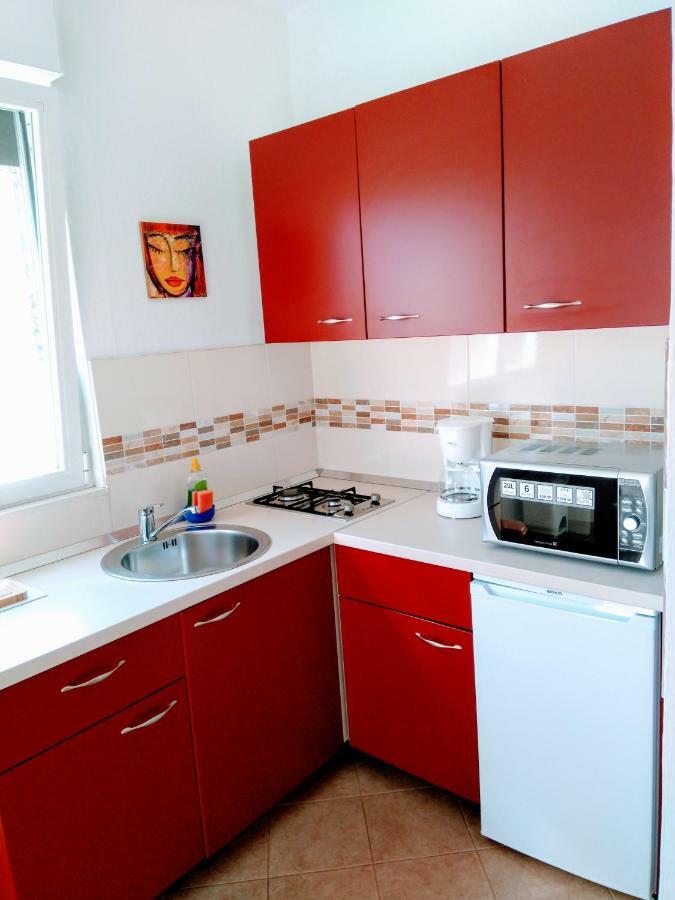 Apartments And Room Markovic Rovinjsko Selo Εξωτερικό φωτογραφία